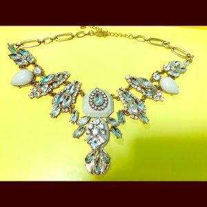 Women’s necklace